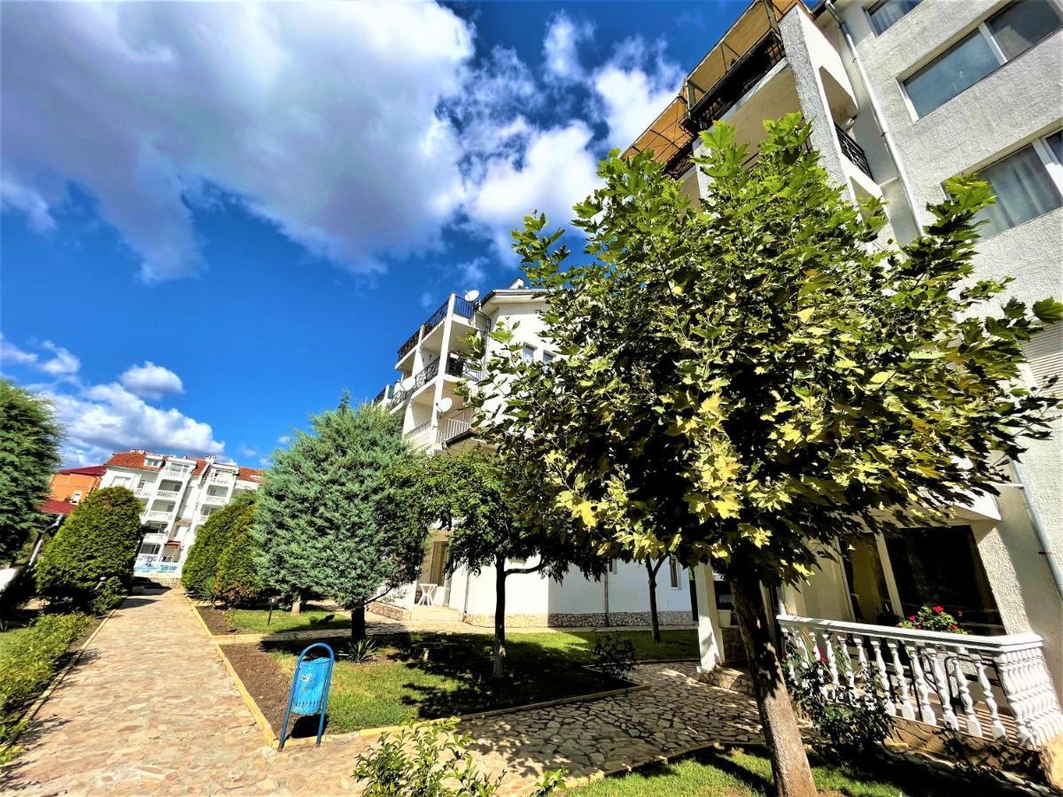 Bravo 5 Holiday Home Sunny Beach Exterior photo