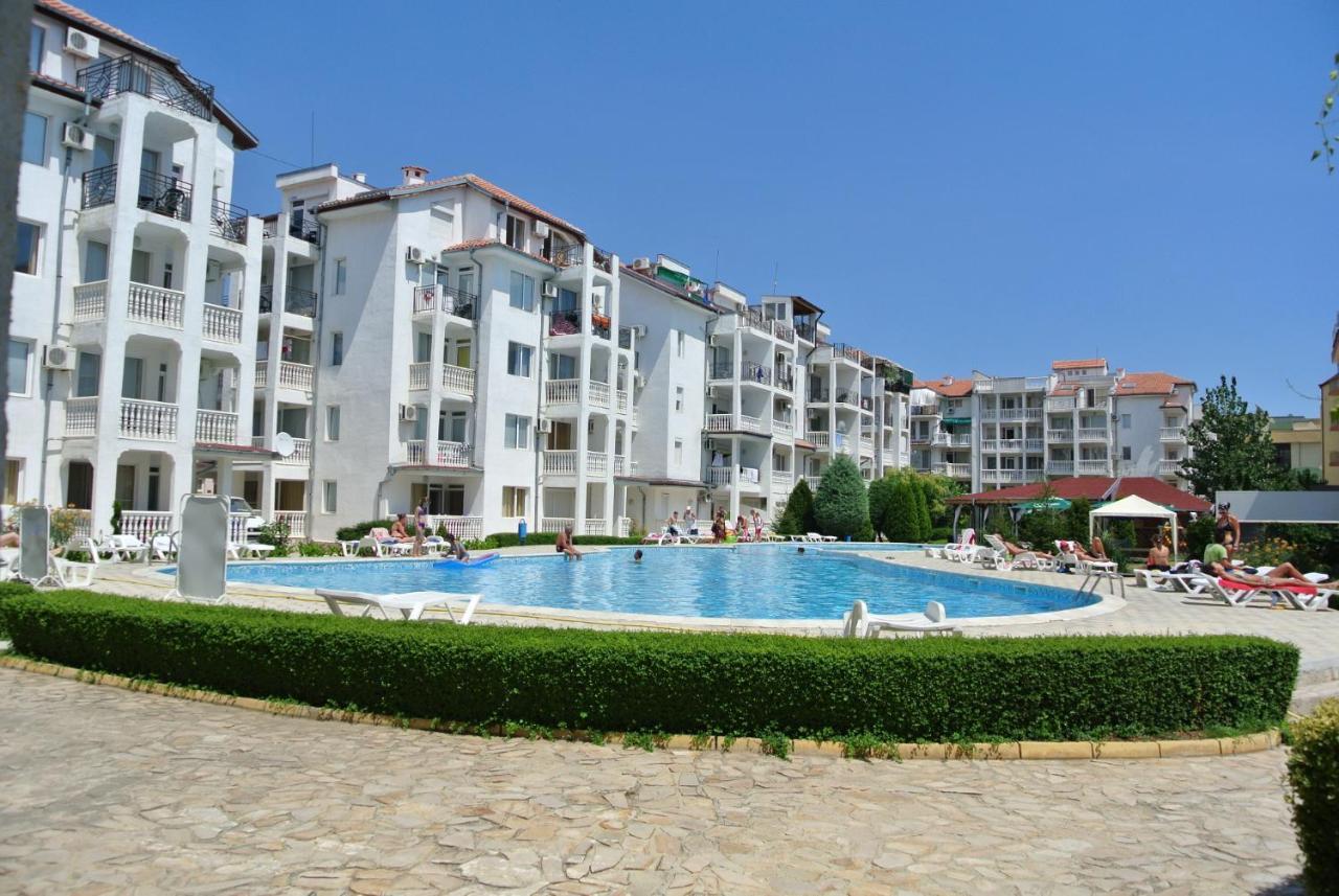 Bravo 5 Holiday Home Sunny Beach Exterior photo